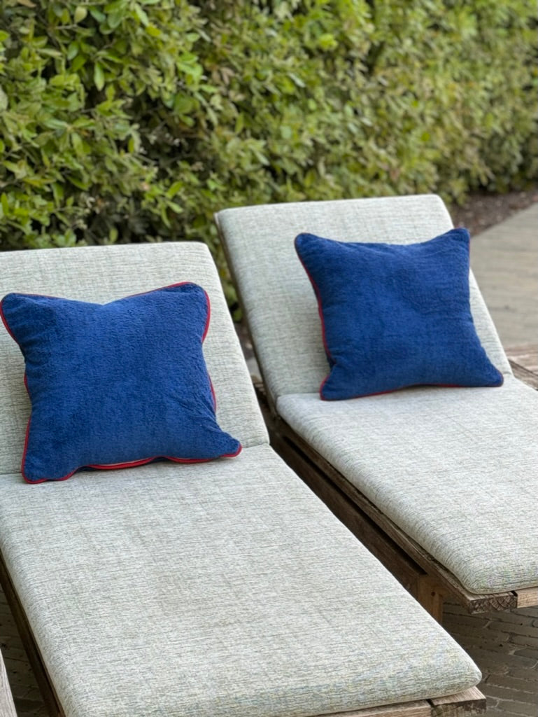 Outdoor pillows