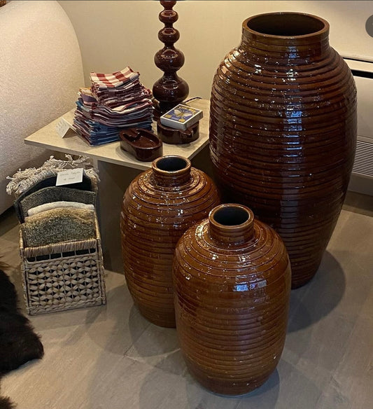 Ceramic brown vase - Pick up in store