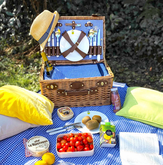 Marly Vichy bleu picnic basket